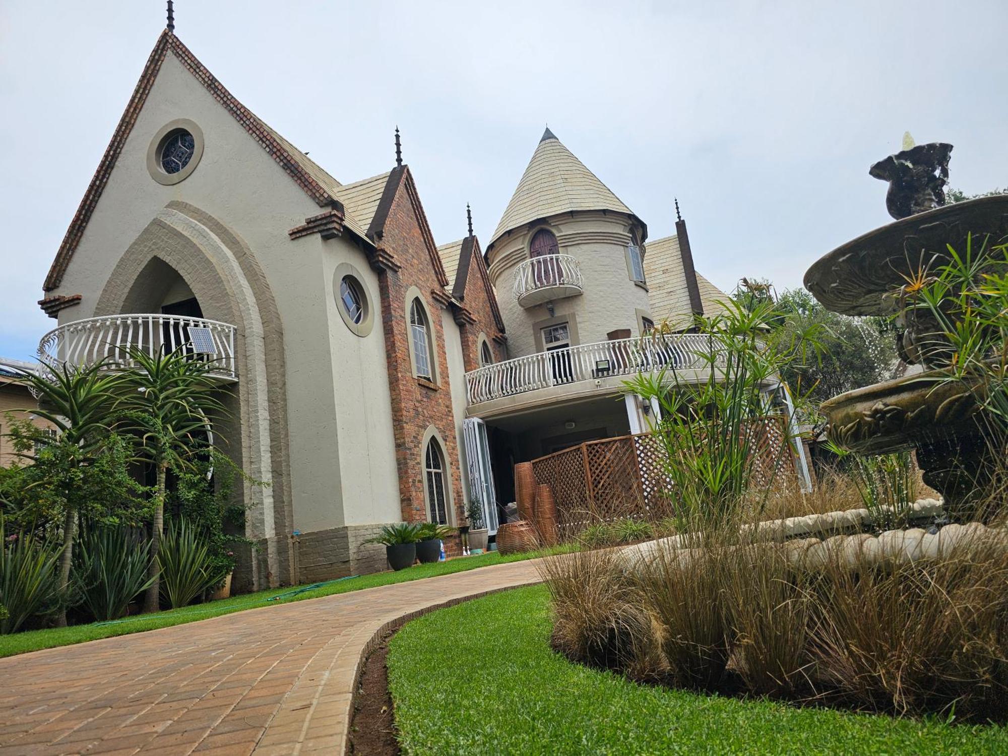 Castle Home Centurion Esterno foto