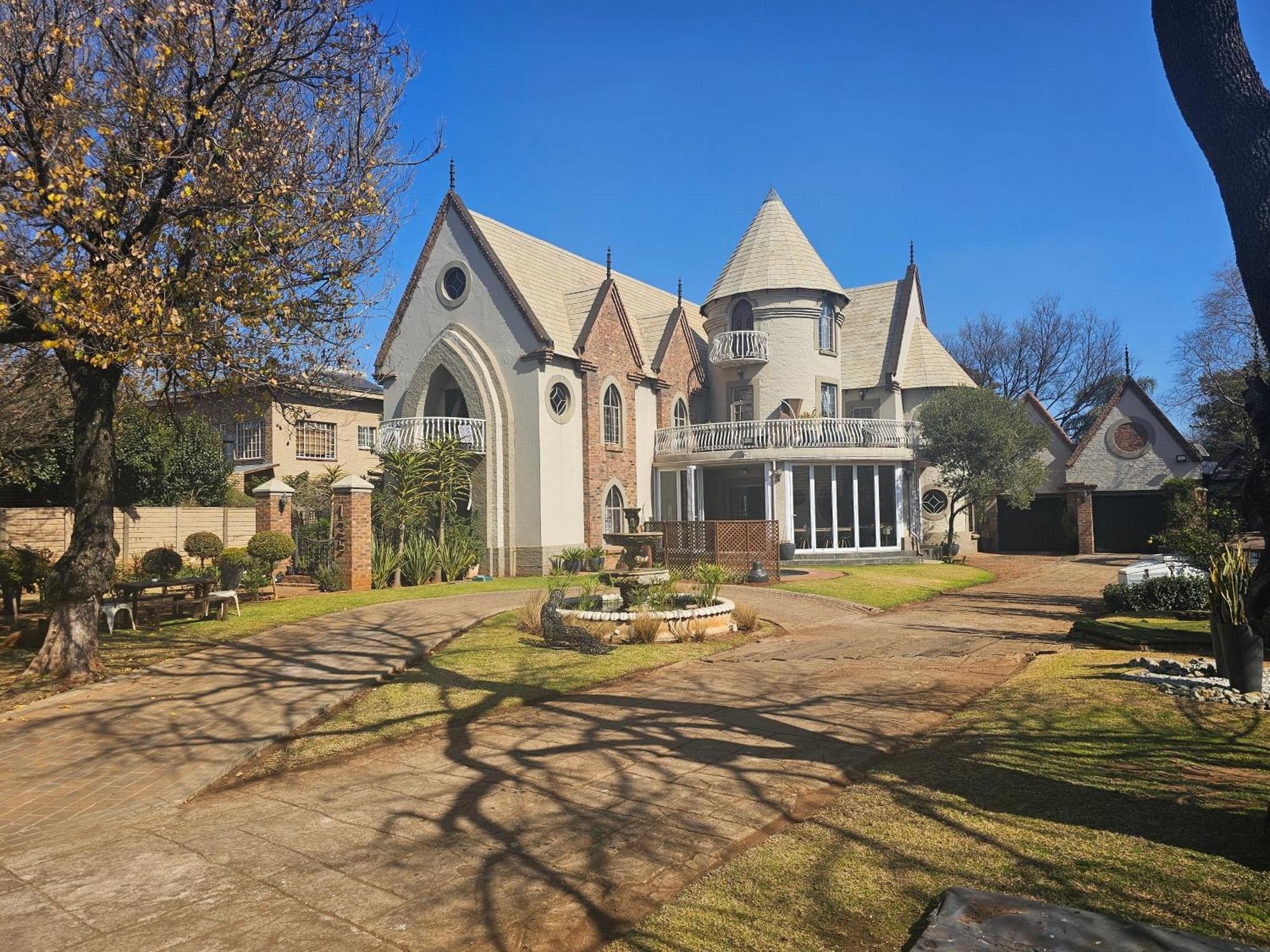 Castle Home Centurion Esterno foto